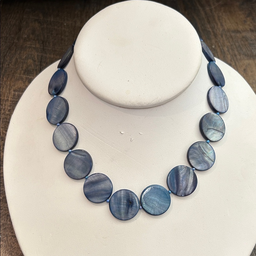 Mother-of-pearl shell (dyed) lavender/ Blue Tones flat coin round beads necklace